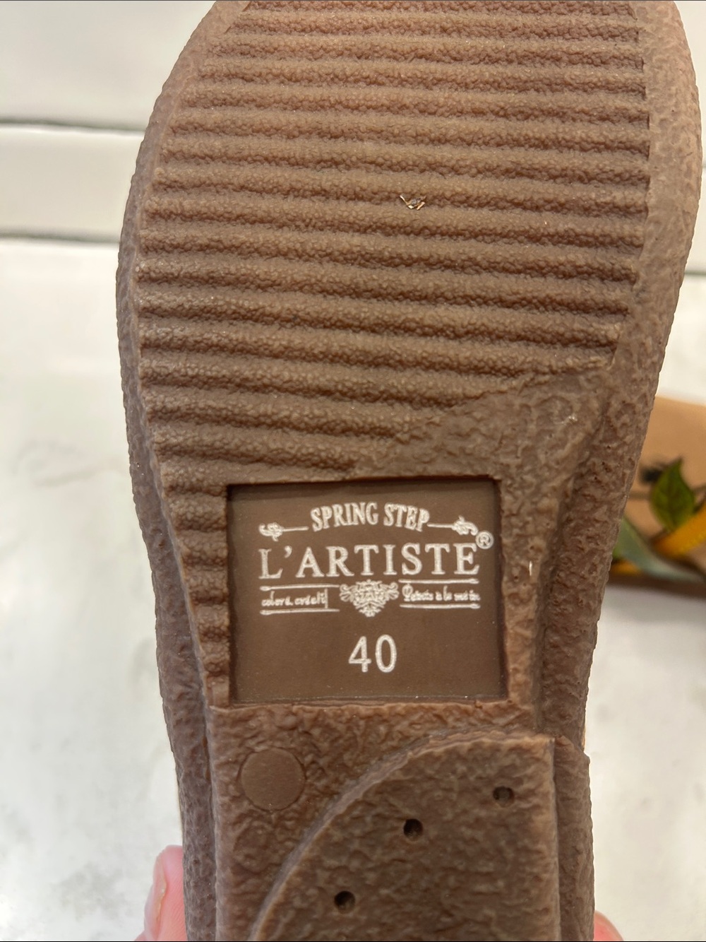 L’Artiste Aymee Spring Step Leather Floral Embellished Women’s Sandals NWOT - Picture 4 of 10